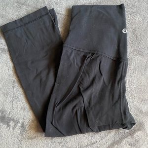 Black Lululemon align crop leggings. Size 4/6. Great condition.
